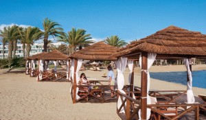 Анализ Предложений и Цен Горящих Туров на Кипр 2015