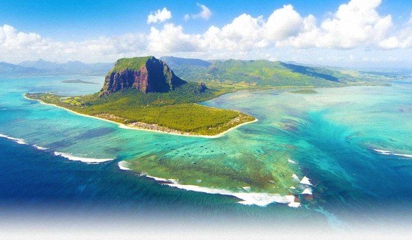 Подводный-водопад-на-Маврикии